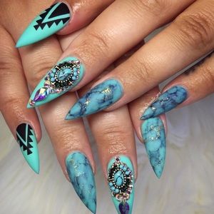 Meet your Posher, Maria